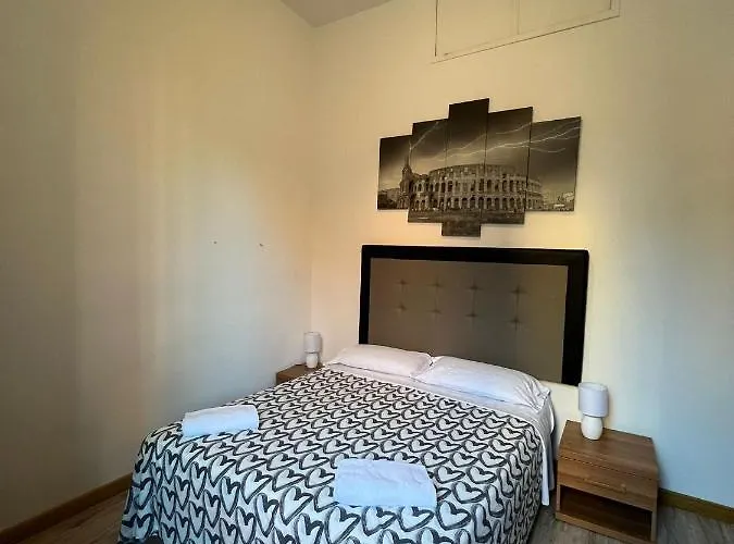 Frale In Appartement Rome